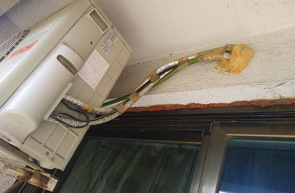 Insulation and fixation of pipes