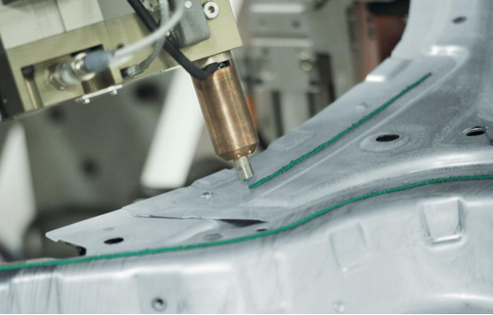 how metal adhesive work